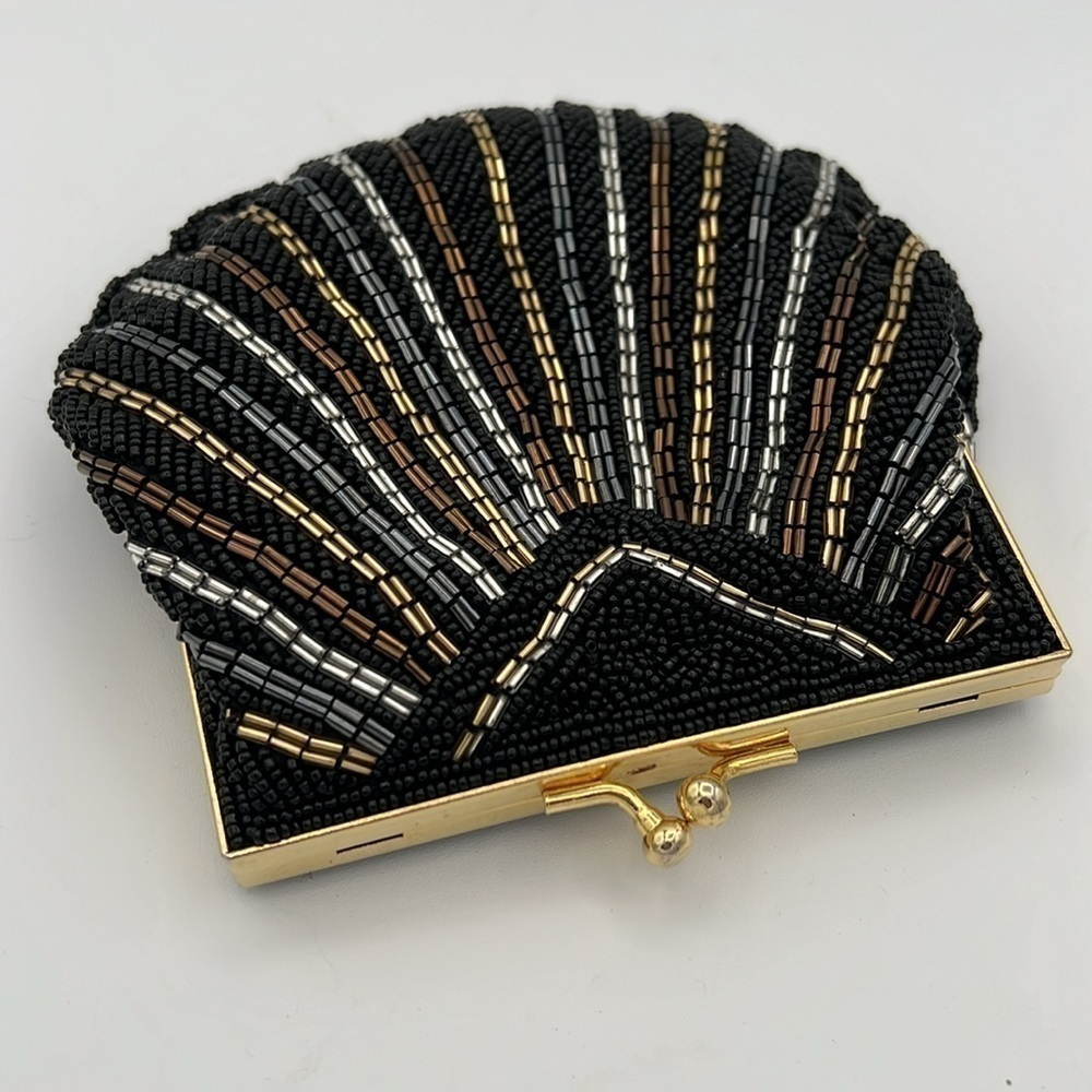 Carla Marchi beaded crossbody mini cocktail purse clutch with kiss lock closure - Picture 2 of 10